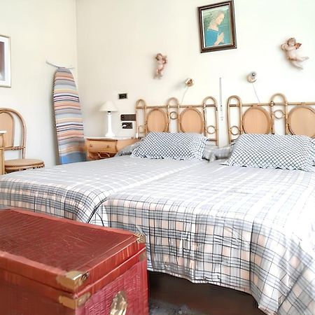 Spacious House With Terrace Near Boiro, Sea View Экстерьер фото